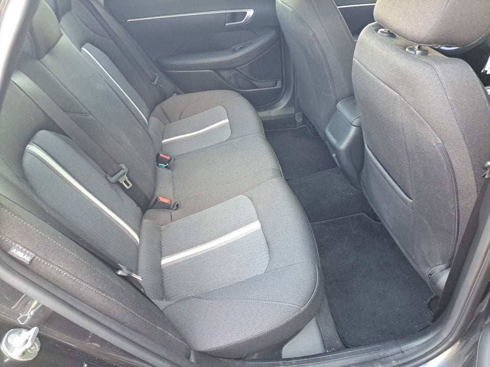 2022 Hyundai Sonata SE