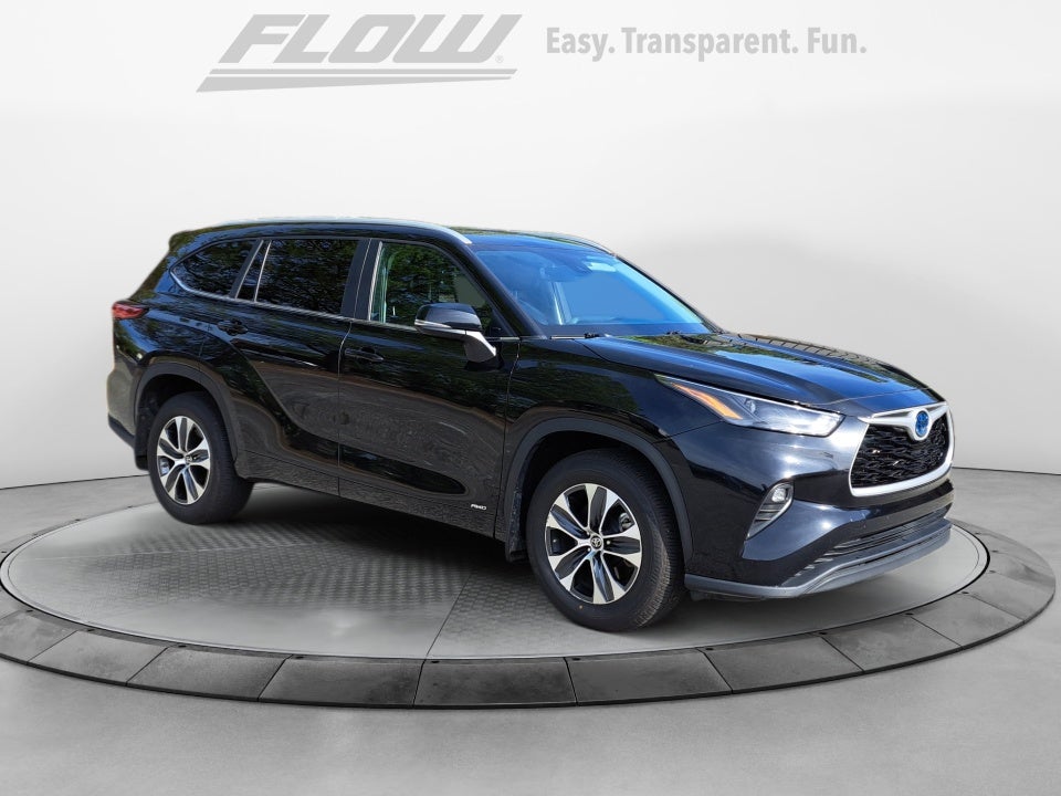 2023 Toyota Highlander Hybrid XLE