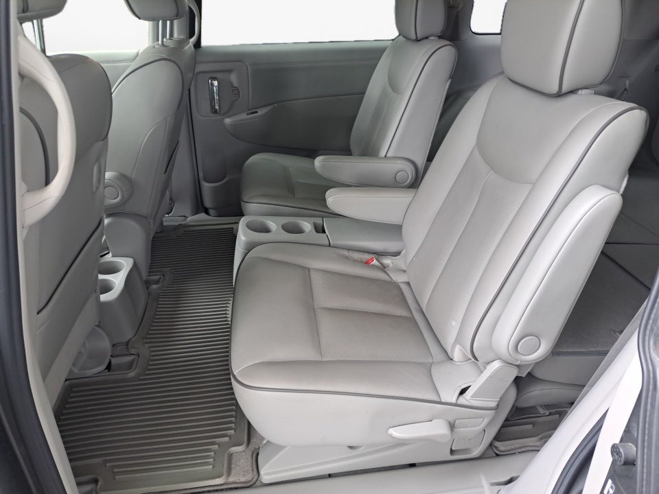 2015 Nissan Quest SV