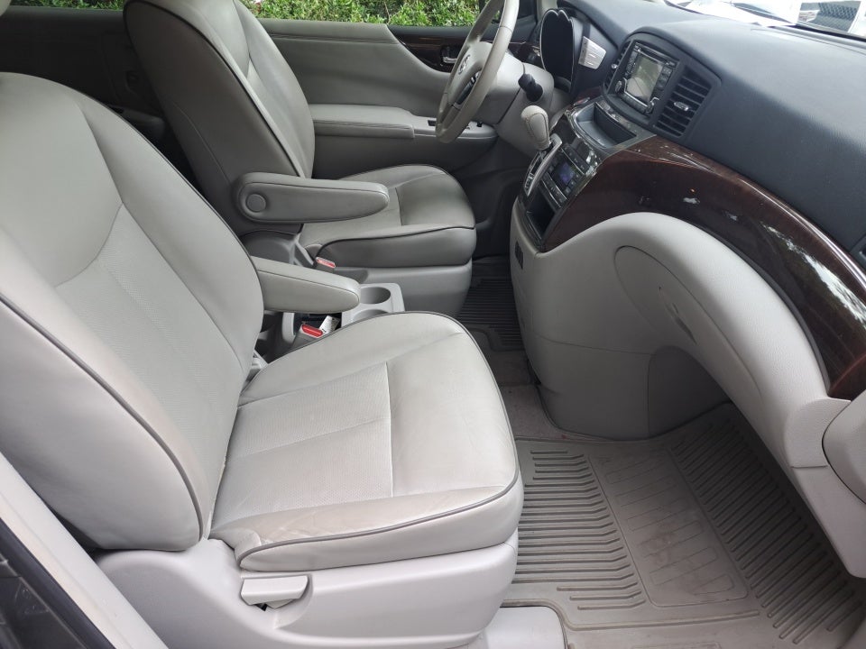 2015 Nissan Quest SV