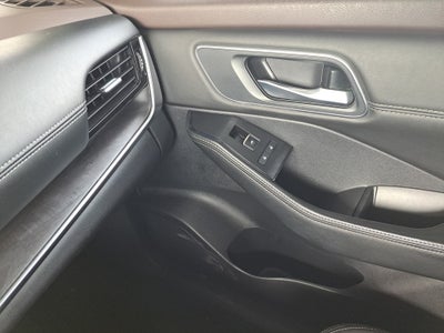 2021 Nissan Rogue Platinum FWD