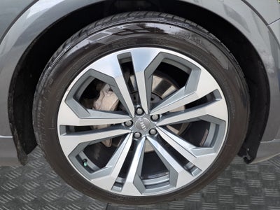 2019 Audi Q8 55 Premium