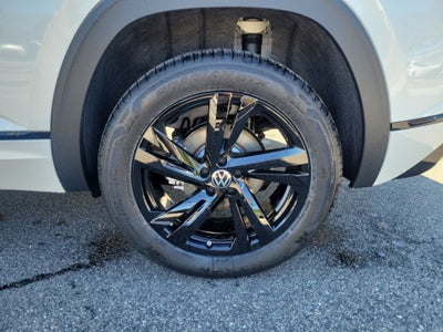 2026 Volkswagen Atlas Cross Sport SEL R-Line Black