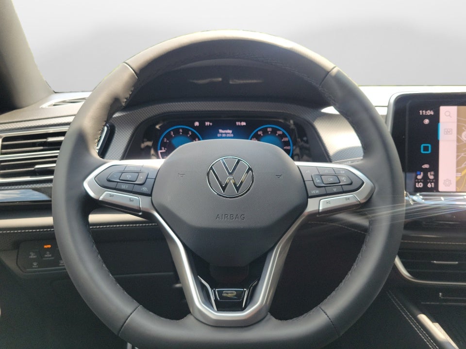 2026 Volkswagen Atlas Cross Sport 2.0T SEL R-Line Black
