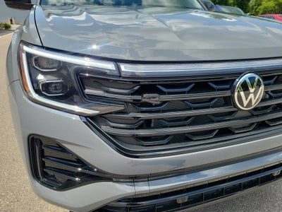 2026 Volkswagen Atlas Cross Sport 2.0T SEL R-Line Black