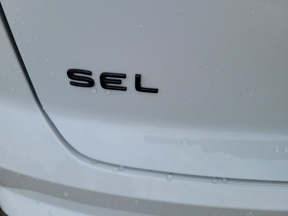 2026 Volkswagen Atlas Cross Sport SEL R-Line Black