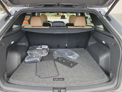 2026 Volkswagen Atlas Cross Sport SEL R-Line Black