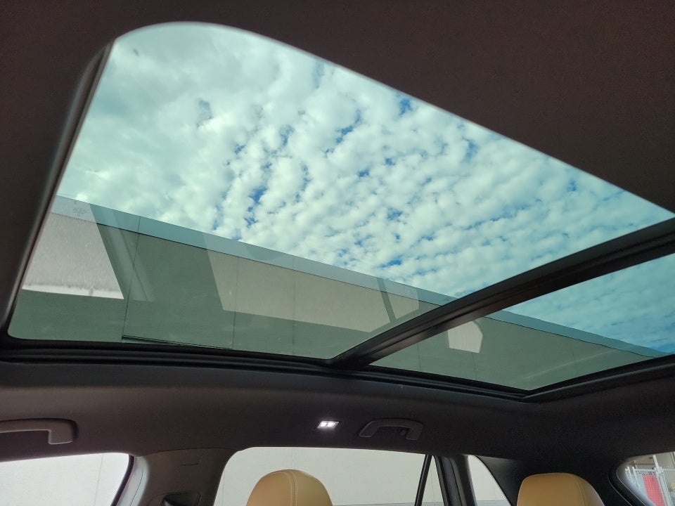 2026 Volkswagen Atlas Cross Sport SEL R-Line Black