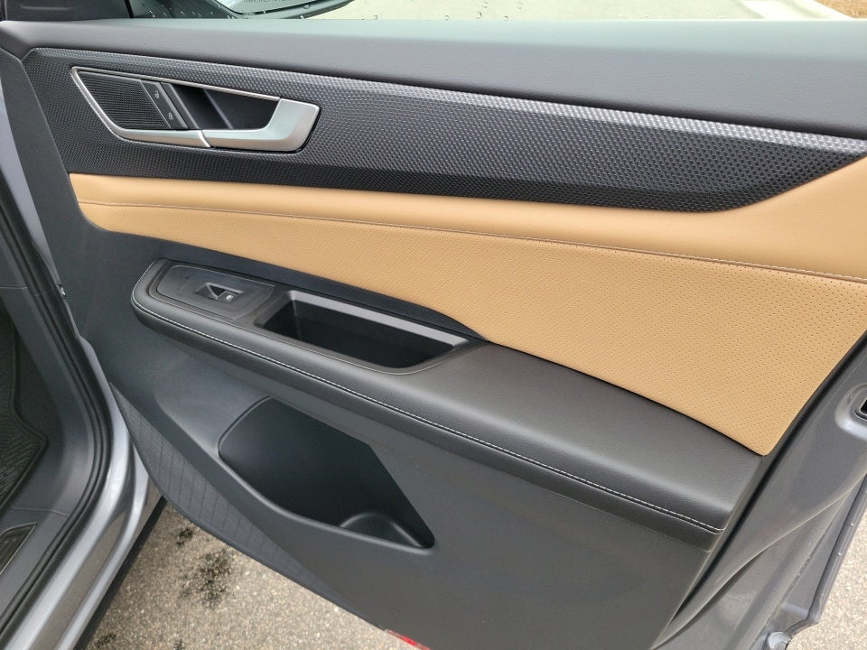 2026 Volkswagen Atlas Cross Sport SEL R-Line Black