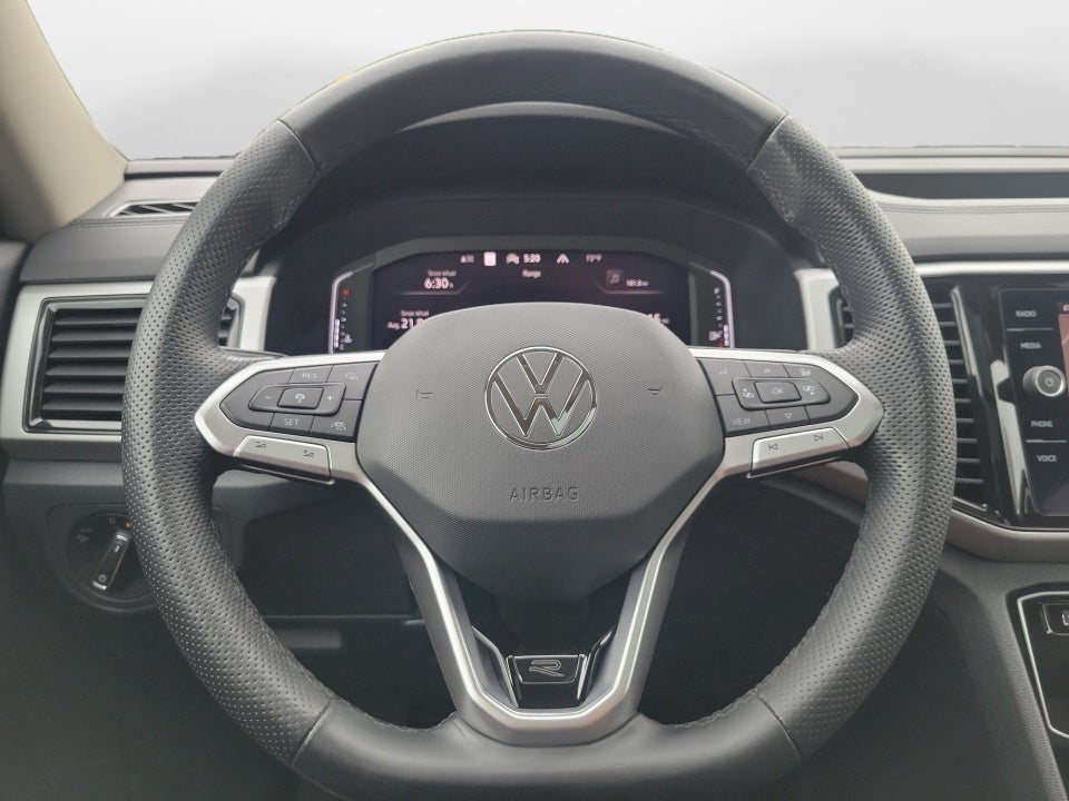 2022 Volkswagen Atlas 3.6L V6 SEL R-Line