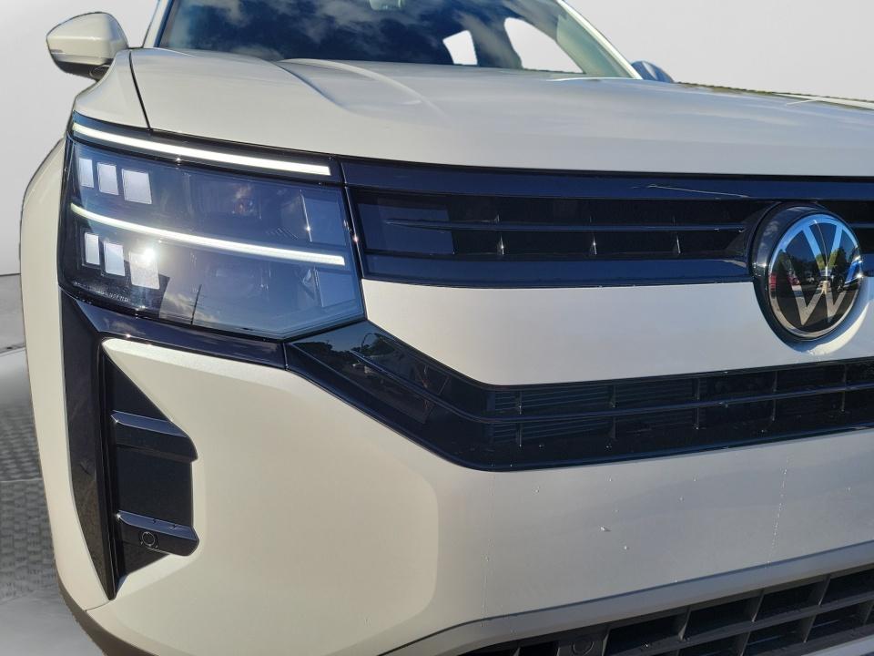 2027 Volkswagen Atlas SE