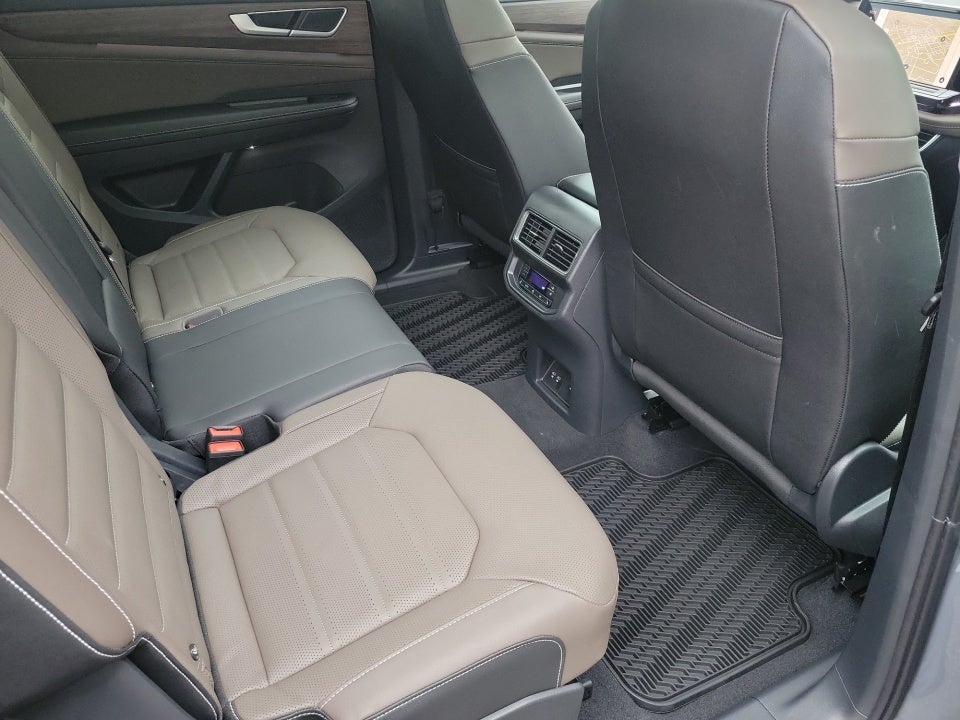 2026 Volkswagen Atlas SEL