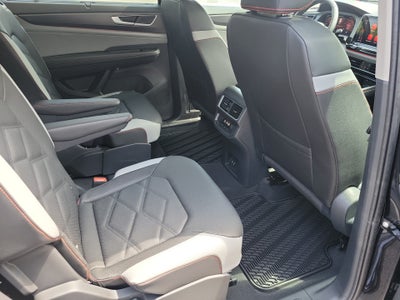 2026 Volkswagen Atlas Peak Edition