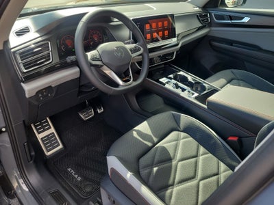 2026 Volkswagen Atlas Peak Edition