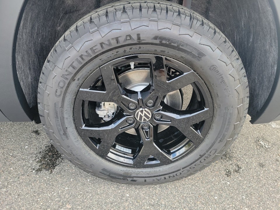 2026 Volkswagen Atlas Peak Edition