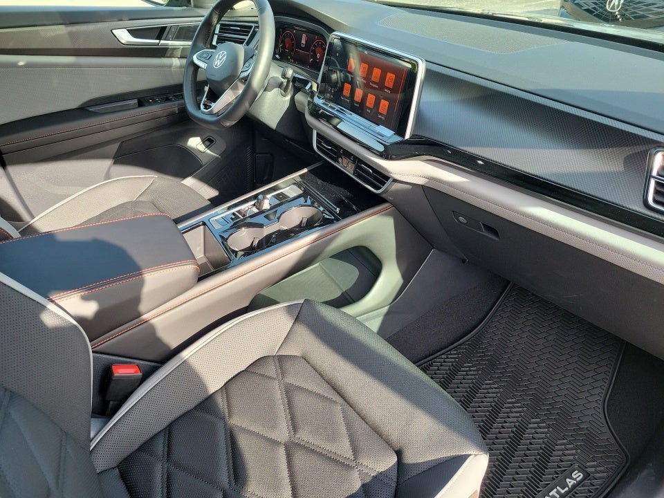 2026 Volkswagen Atlas Peak Edition
