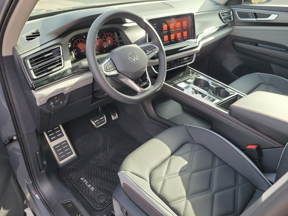 2026 Volkswagen Atlas Peak Edition