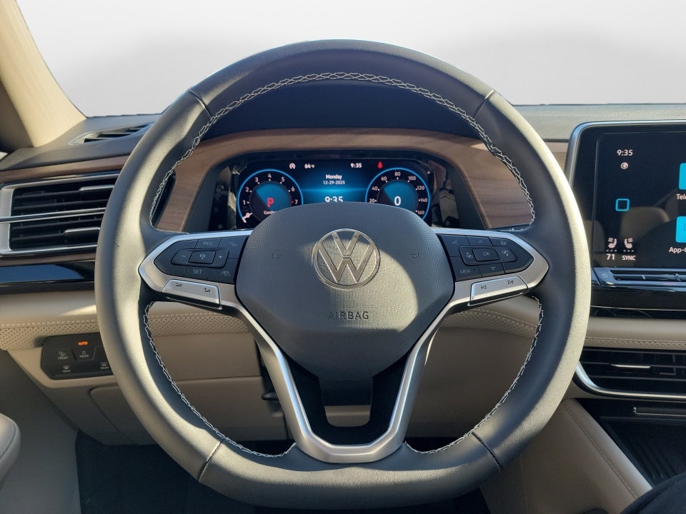 2026 Volkswagen Atlas SE