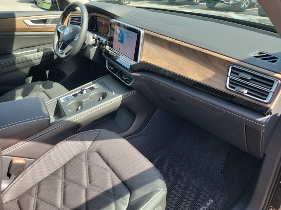 2026 Volkswagen Atlas SE