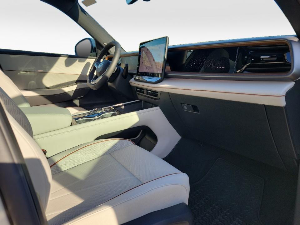 2027 Volkswagen Atlas SEL Premium R-Line