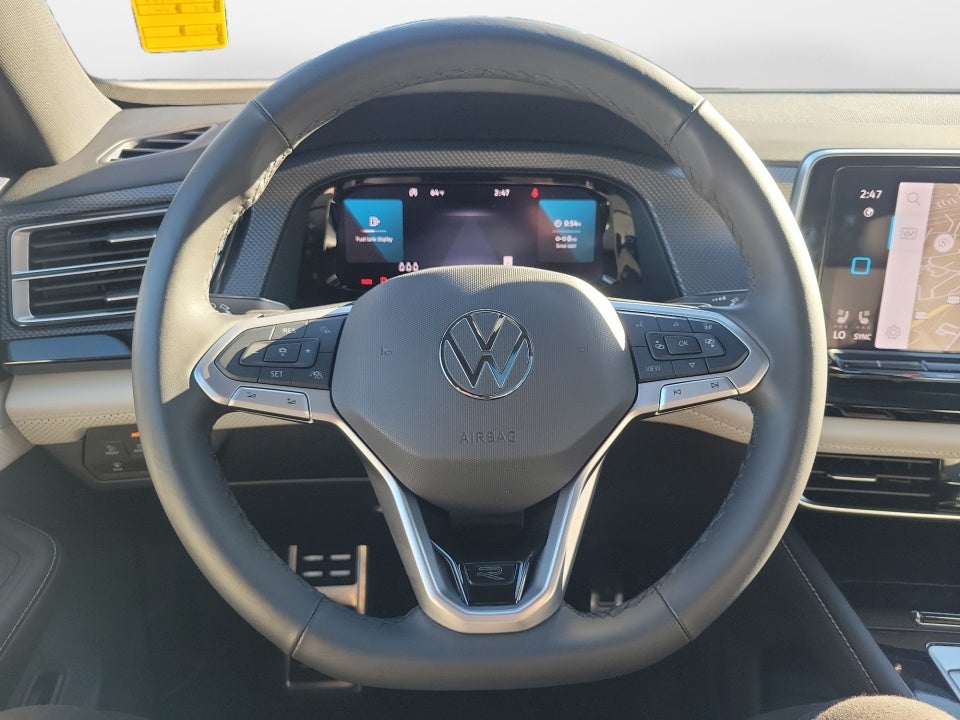 2025 Volkswagen Atlas Cross Sport 2.0T SEL Premium R-Line