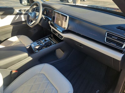 2025 Volkswagen Atlas Cross Sport 2.0T SEL Premium R-Line