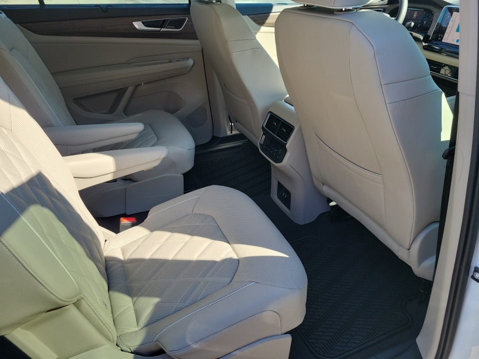 2026 Volkswagen Atlas SEL Premium R-Line