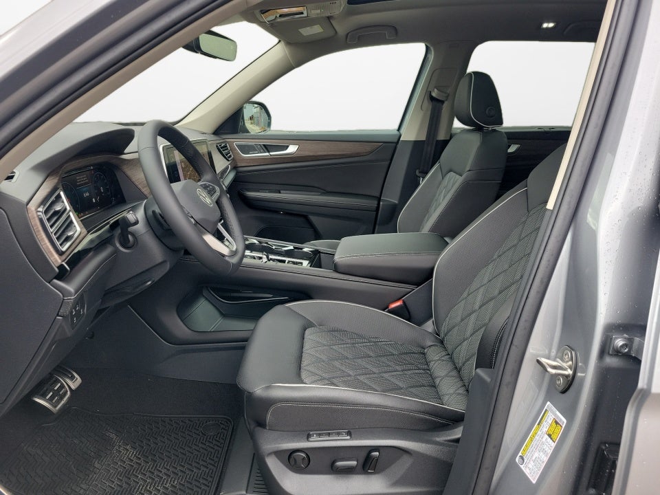 2026 Volkswagen Atlas SEL Premium R-Line