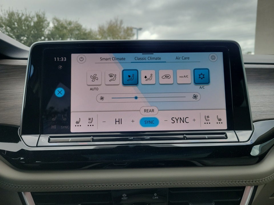 2026 Volkswagen Atlas SEL Premium R-Line