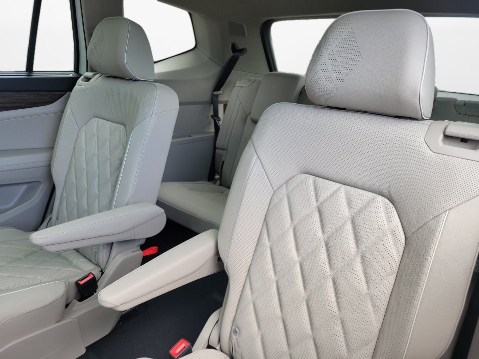 2026 Volkswagen Atlas SEL Premium R-Line