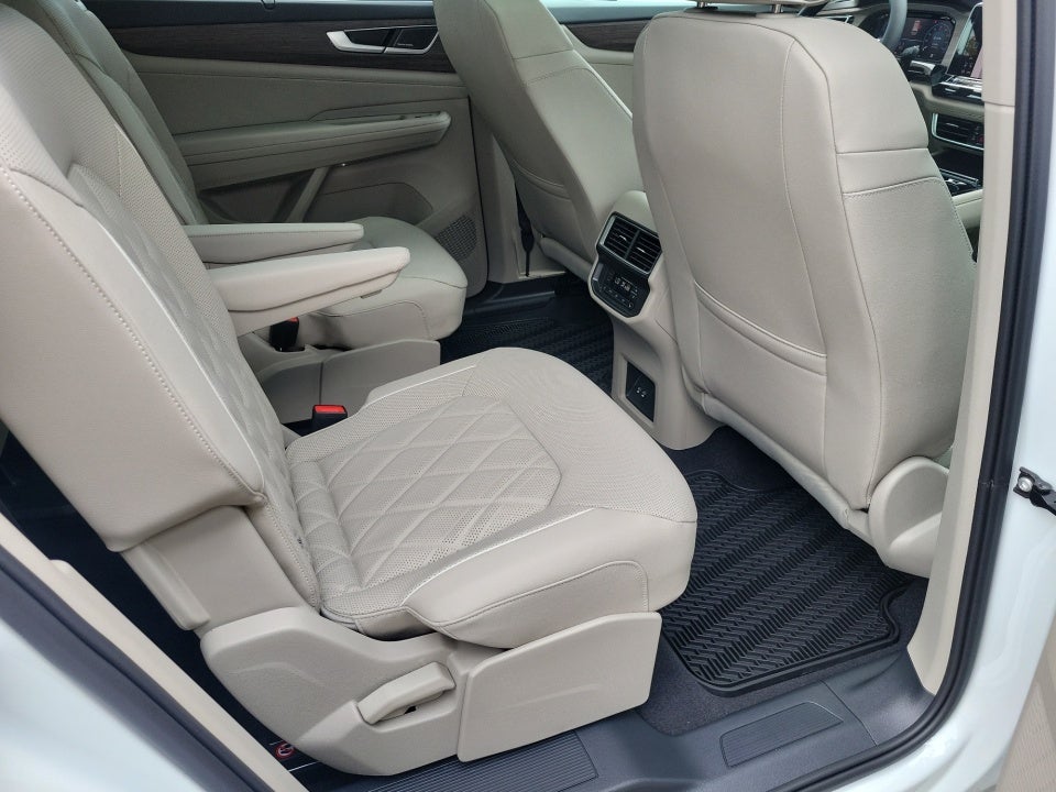 2026 Volkswagen Atlas SEL Premium R-Line