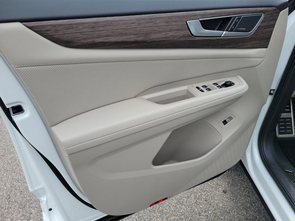 2026 Volkswagen Atlas SEL Premium R-Line