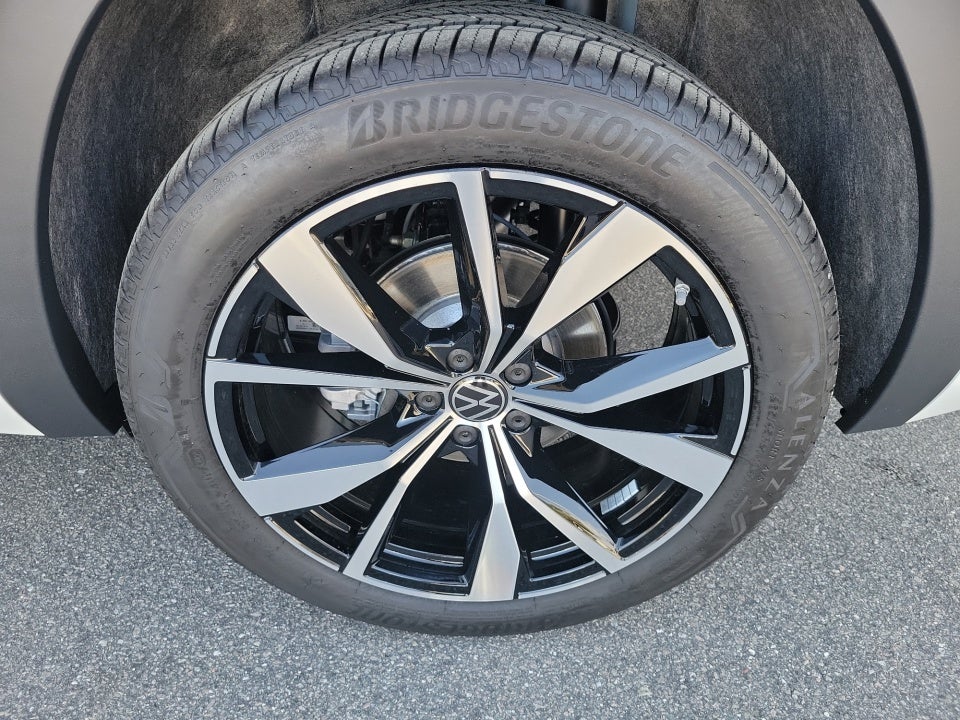 2026 Volkswagen Atlas SEL Premium R-Line