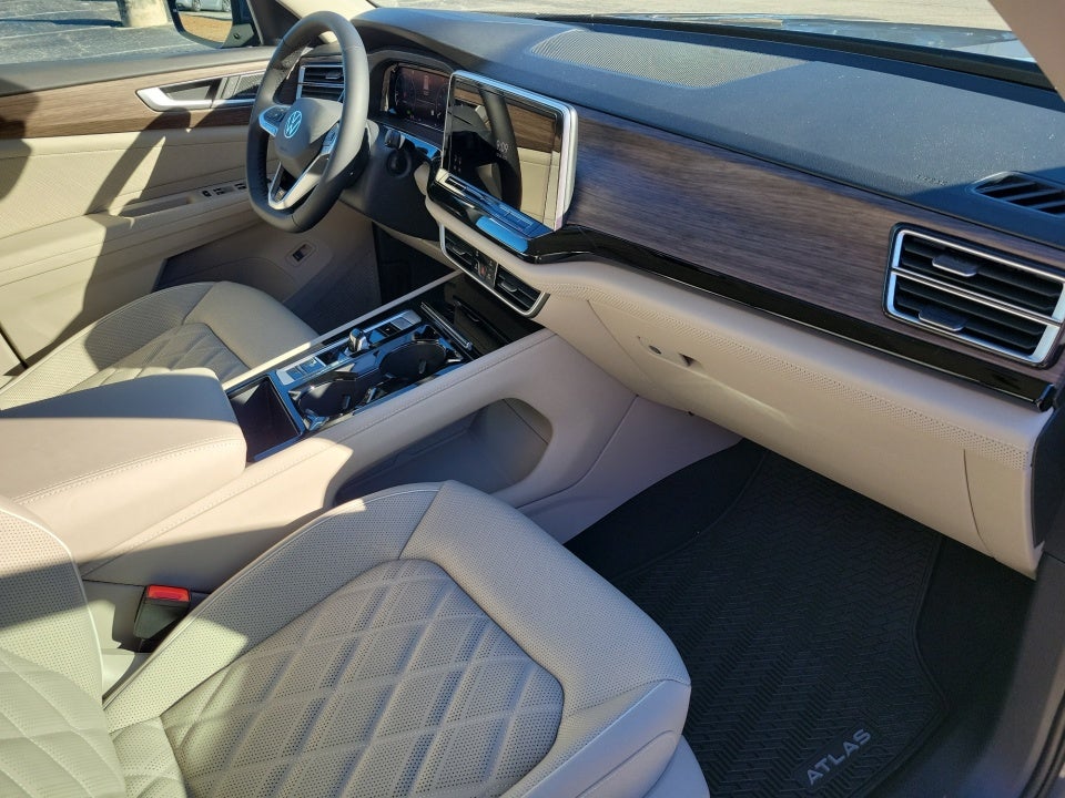 2026 Volkswagen Atlas SEL Premium R-Line