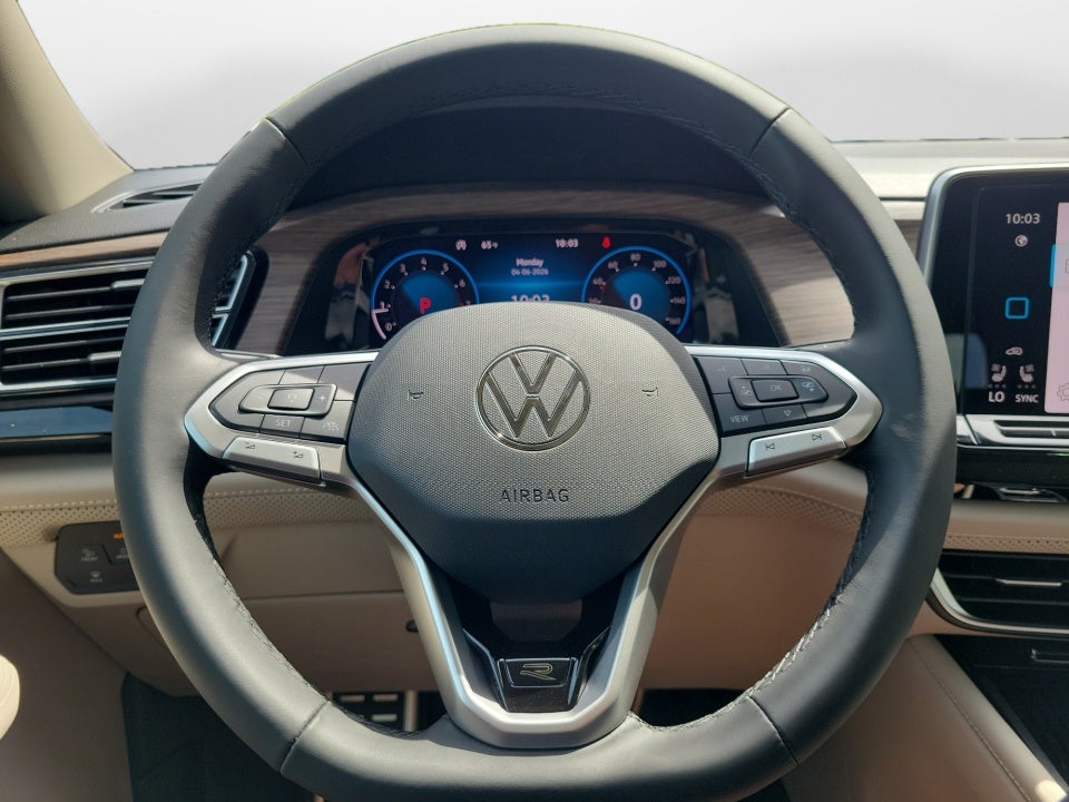 2026 Volkswagen Atlas SEL Premium R-Line