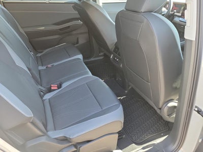 2027 Volkswagen Atlas SE w/Technology