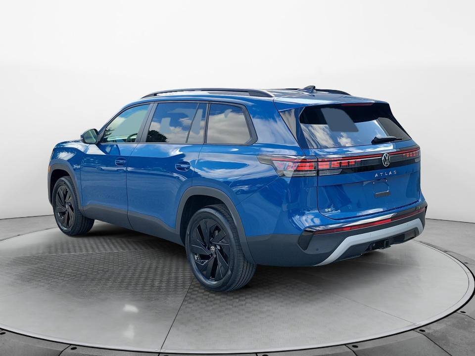 2027 Volkswagen Atlas SE w/Technology