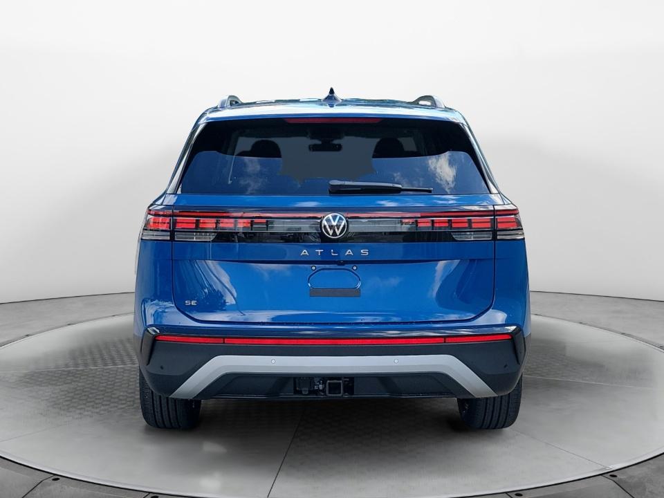 2027 Volkswagen Atlas SE w/Technology