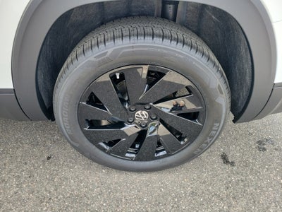 2026 Volkswagen Atlas SE with Technology