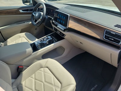 2026 Volkswagen Atlas SE with Technology