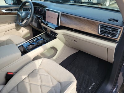 2026 Volkswagen Atlas SE with Technology