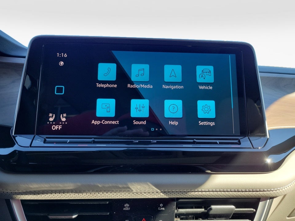 2026 Volkswagen Atlas SE with Technology