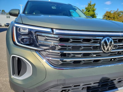 2026 Volkswagen Atlas SE with Technology