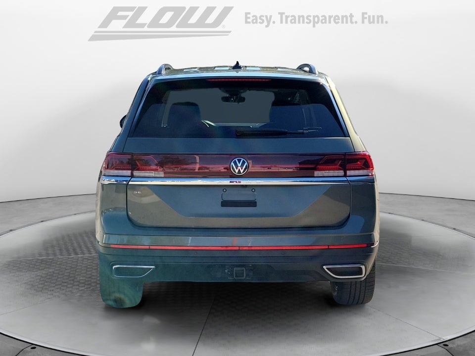 2026 Volkswagen Atlas SE with Technology