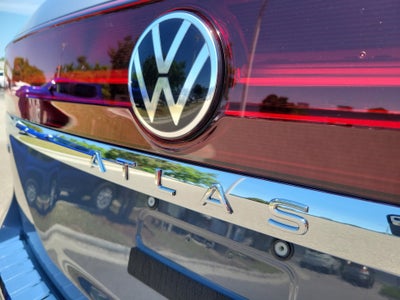 2026 Volkswagen Atlas SE with Technology