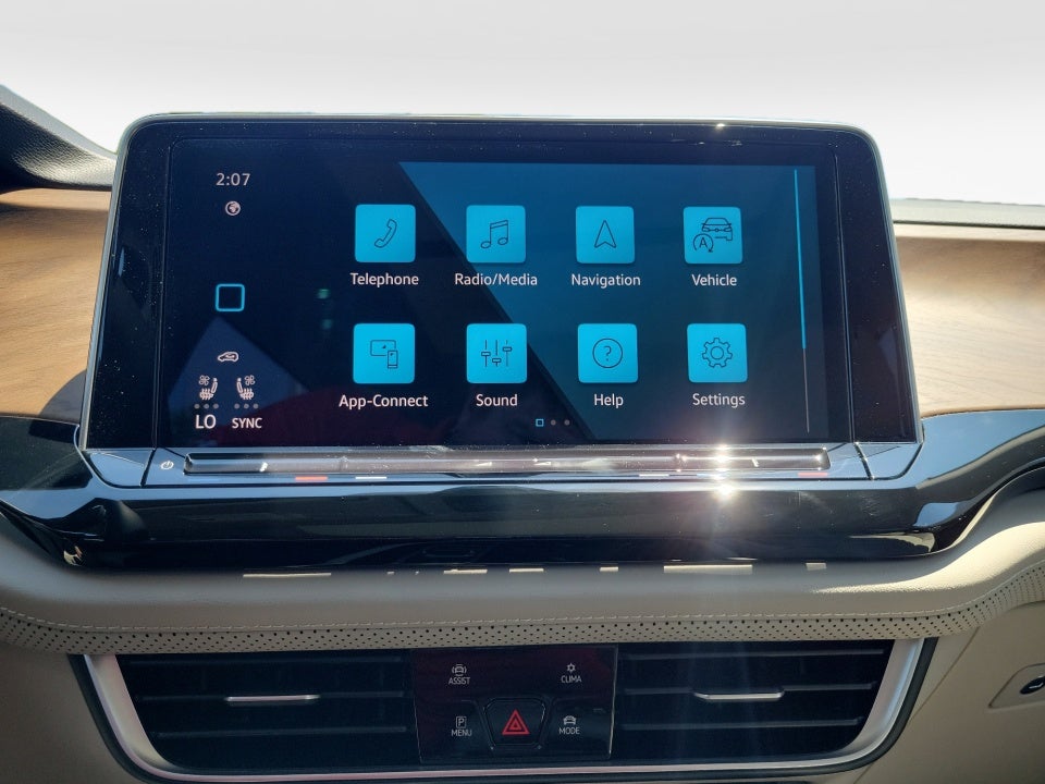 2026 Volkswagen Atlas SE with Technology