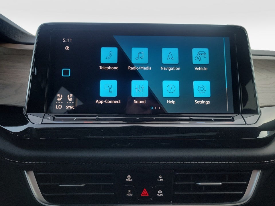 2026 Volkswagen Atlas SE with Technology