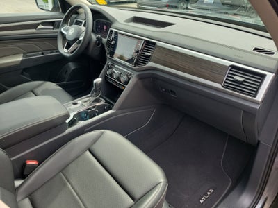 2023 Volkswagen Atlas 2.0T SE w/Technology