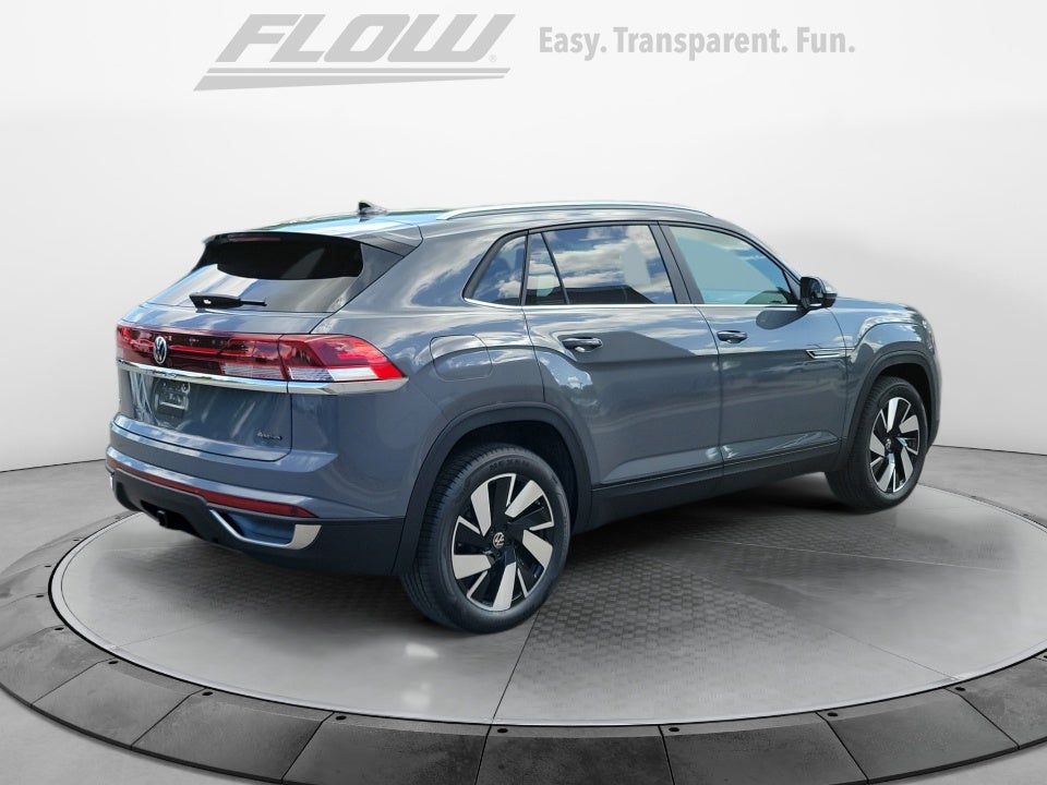 2026 Volkswagen Atlas Cross Sport SE with Technology