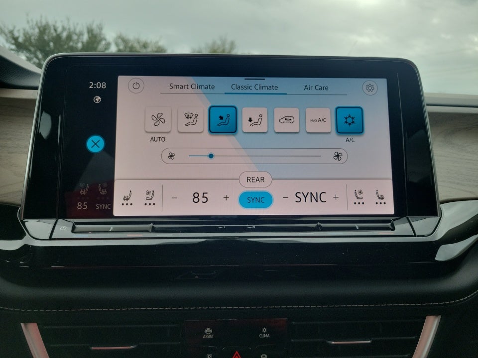 2026 Volkswagen Atlas SE with Technology